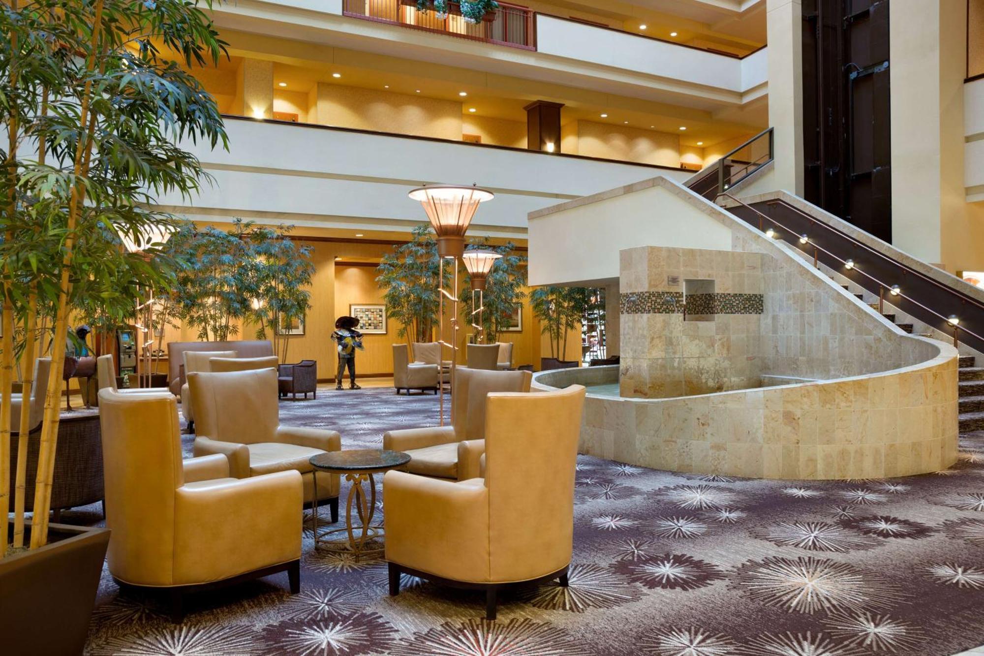 Embassy By Hilton Dallas & Convention Center Hotel 4*