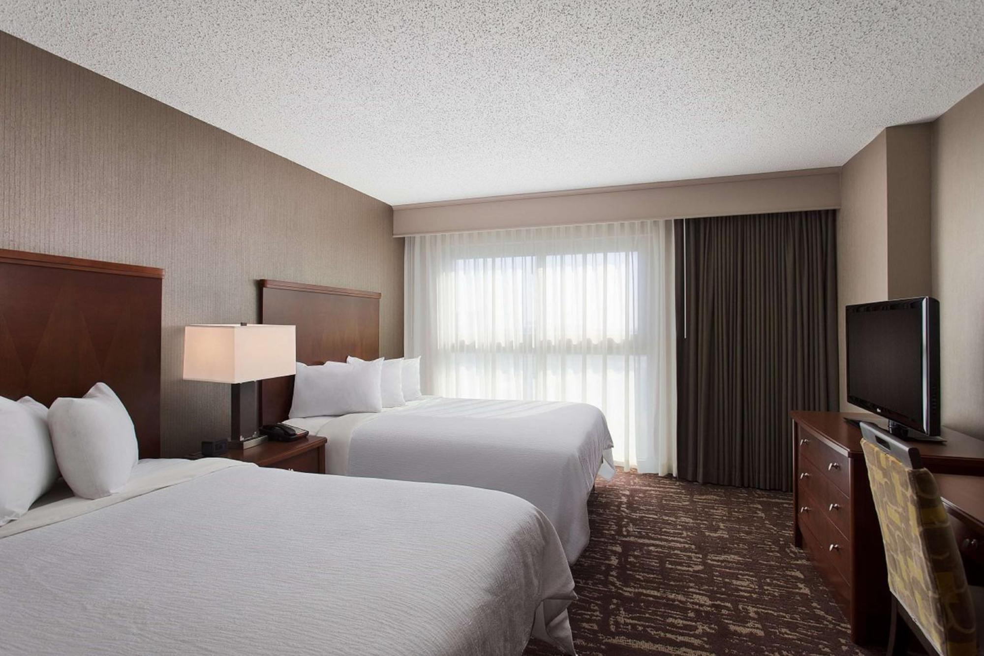 Hotel Embassy By Hilton Dallas & Convention Center