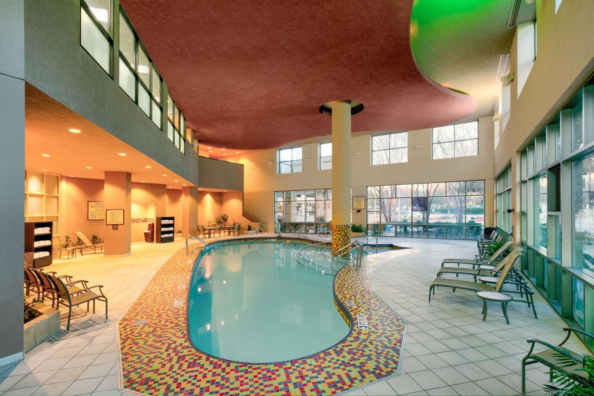 Embassy By Hilton Dallas & Convention Center Hotel 4*