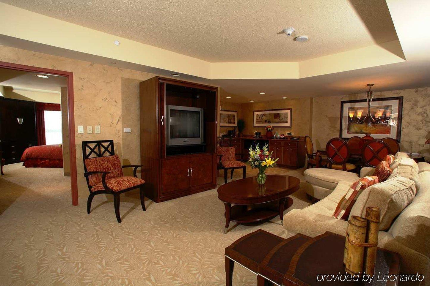 Embassy By Hilton Dallas & Convention Center Hotel